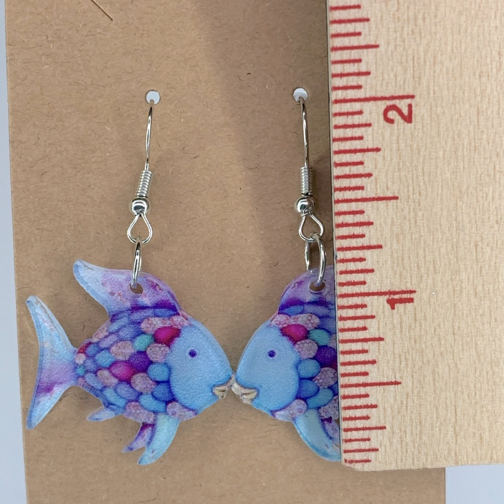 2D Acrylic Fish Dangle Earrings  Fashion Jewelry - Picture 2 of 3
